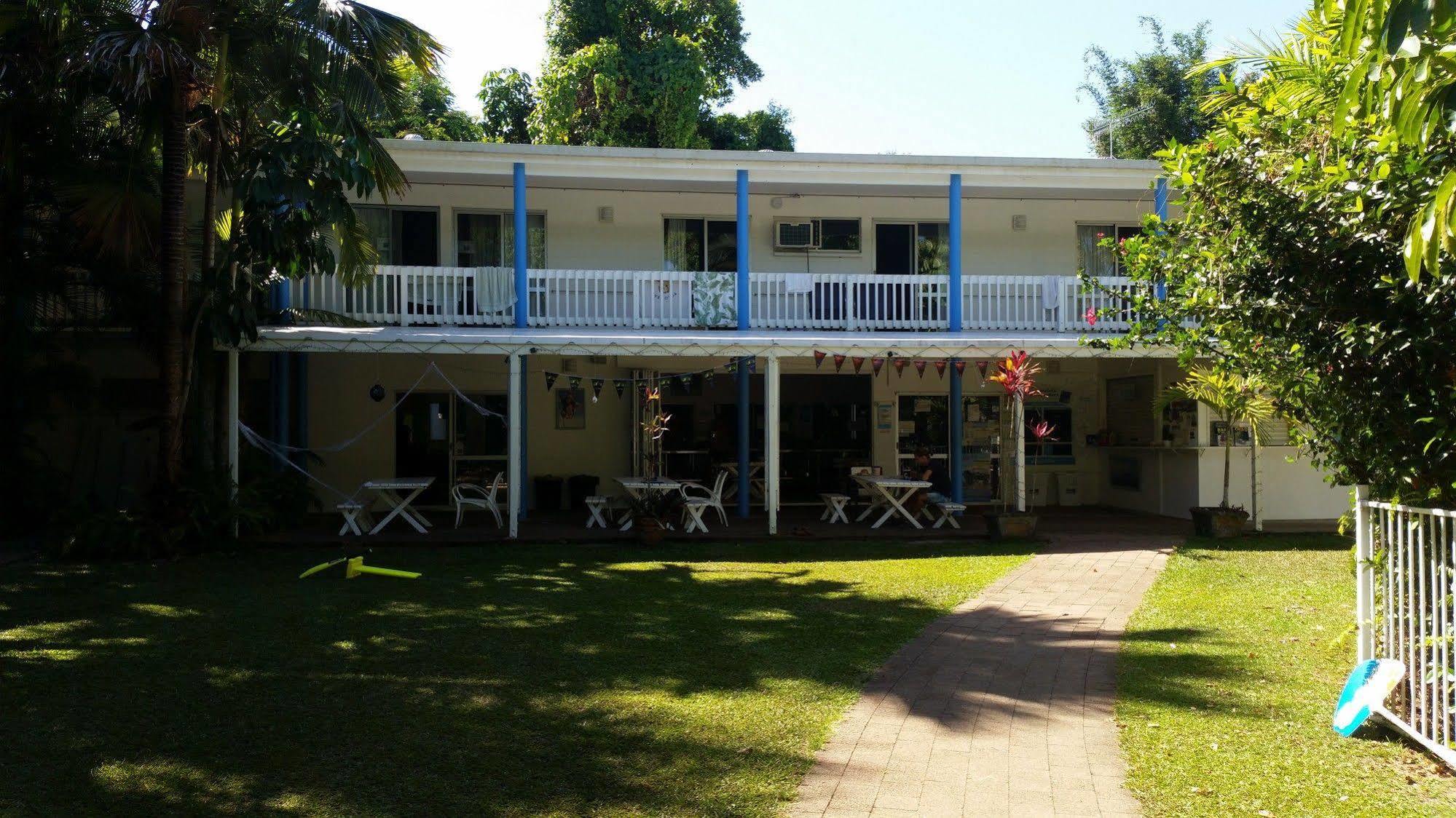 Absolute Backpackers Mission Beach Hostel Exterior photo